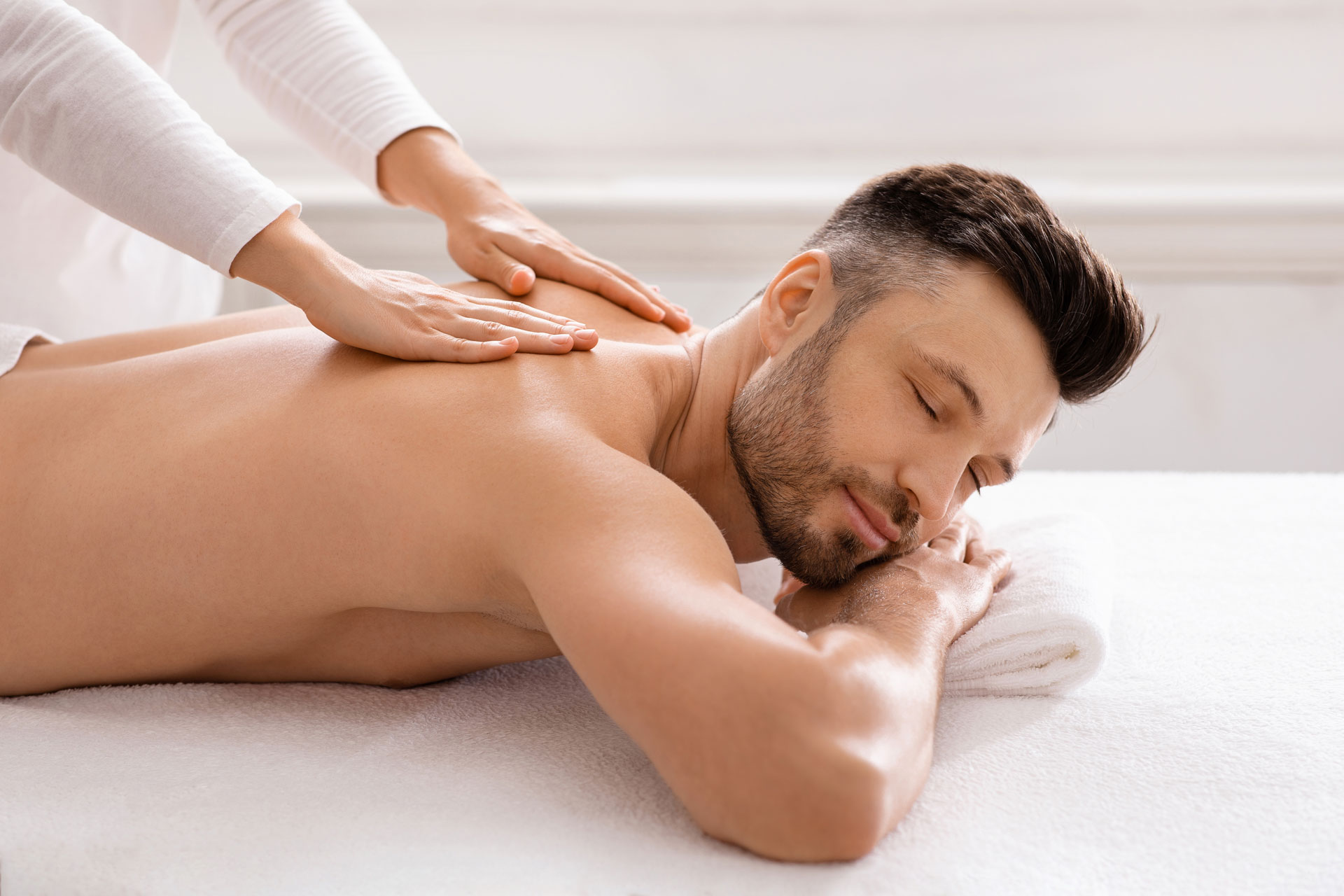 Relaxing body massage in Las Vegas